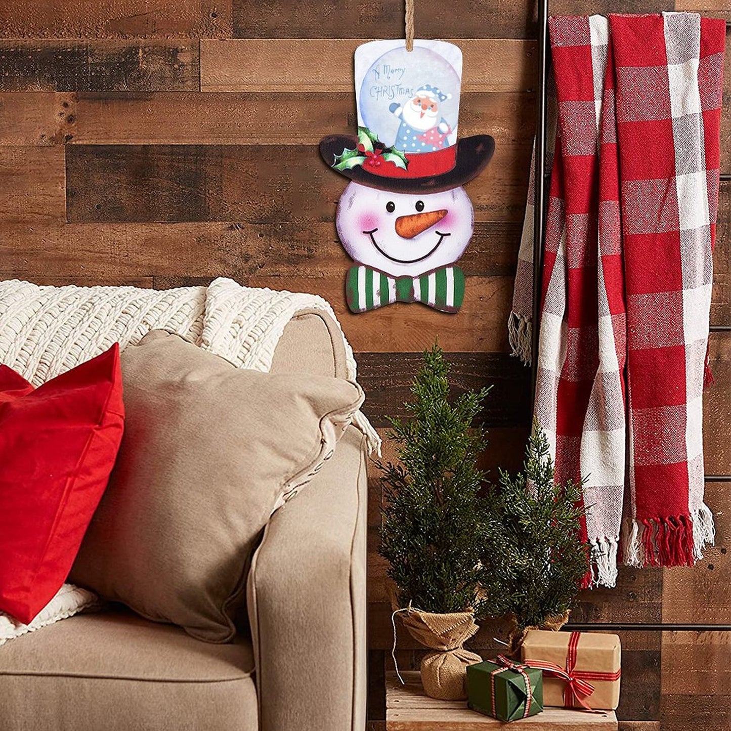 Welcome Guests with a Custom Wooden Snowman Sign | Personalized Decor