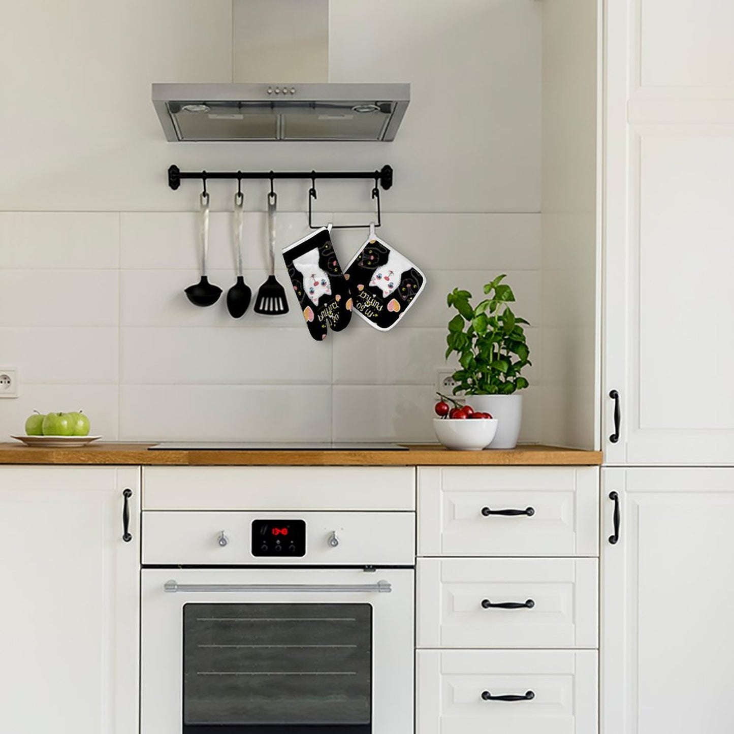 Custom Oven Mitts and Pot Holder Set | Personalized Heat Resistant Kitchen Gear